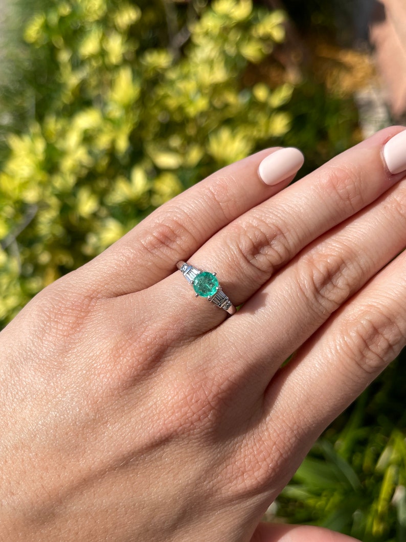 Exquisite Beauty: 1.10tcw 14K Colombian Emerald Round Cut & Tapered Baguette Semi-Transparent Ring