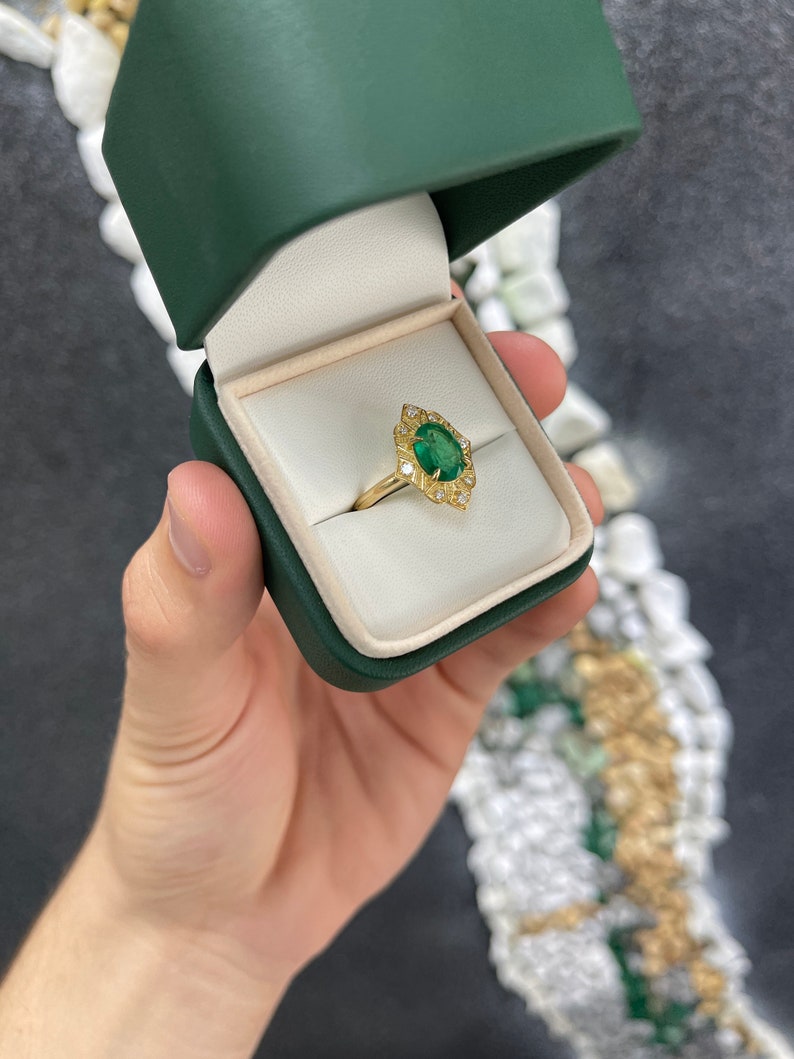 2.02tcw Natural Emerald Oval Cut Diamond Accent Vintage Style Gold Ring 18k gift