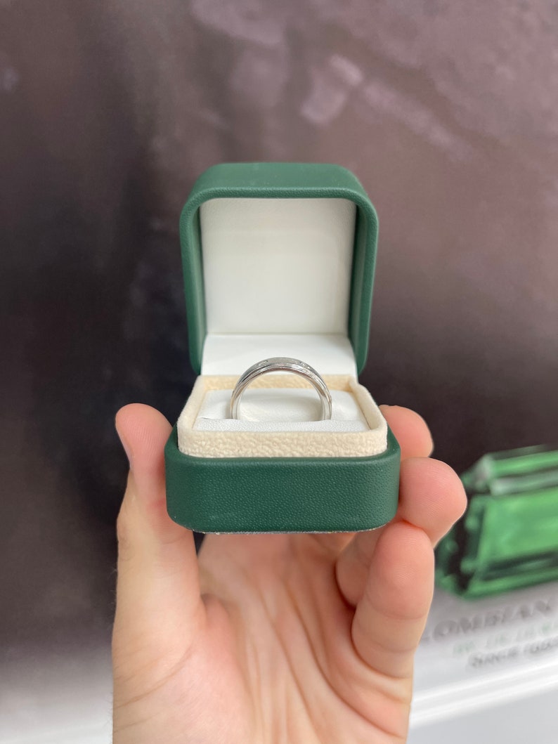 0.45tcw 14K Natural Diamond Round Cut White Gold Band Ring - JR Colombian Emeralds