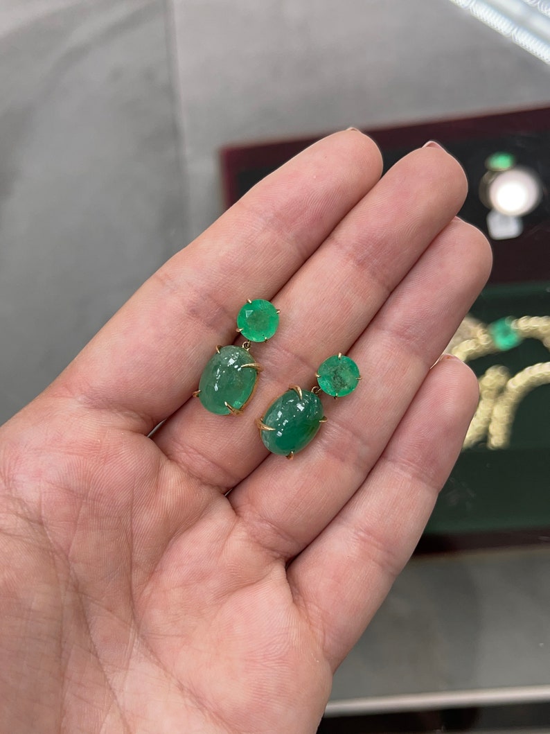 Large and Rare 16.82CT Colombian Emerald Round and Oval Cut Yellow Gold Dangle 14k Earrings on Hand