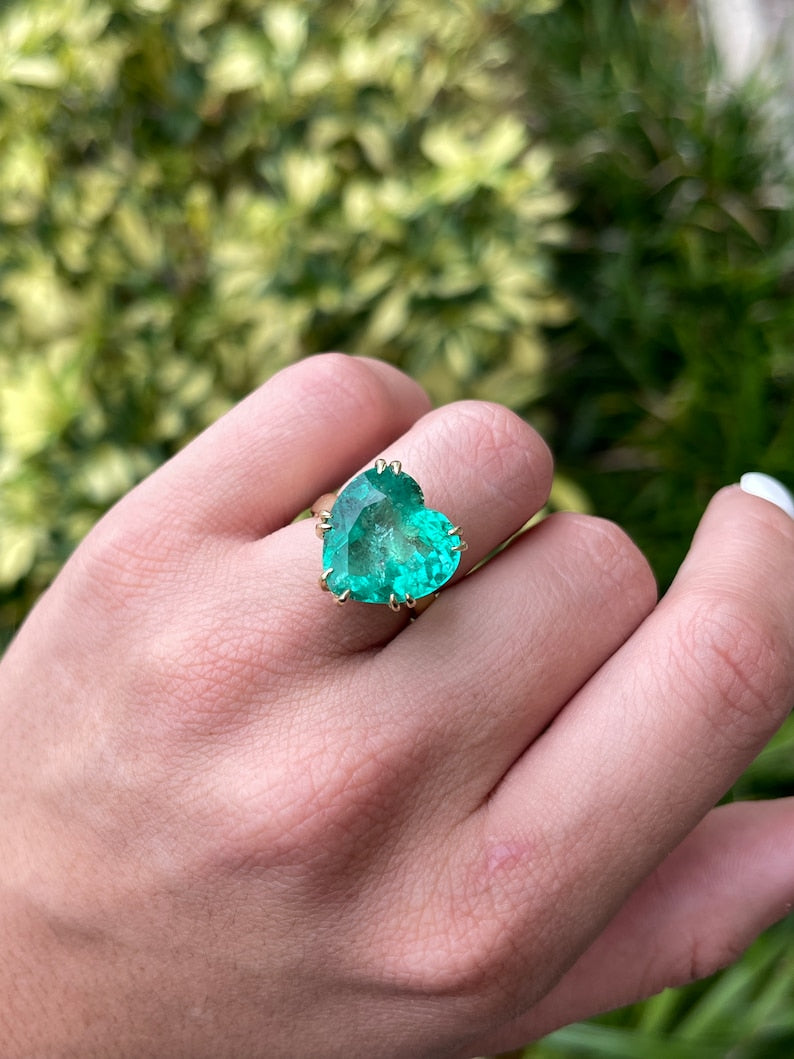 11.62ct Top Qaulity 18K Huge Genuine Vivid Sea Bluish Yellowish Green Emerald Heart Cut Solitaire Gold Ring - JR Colombian Emeralds