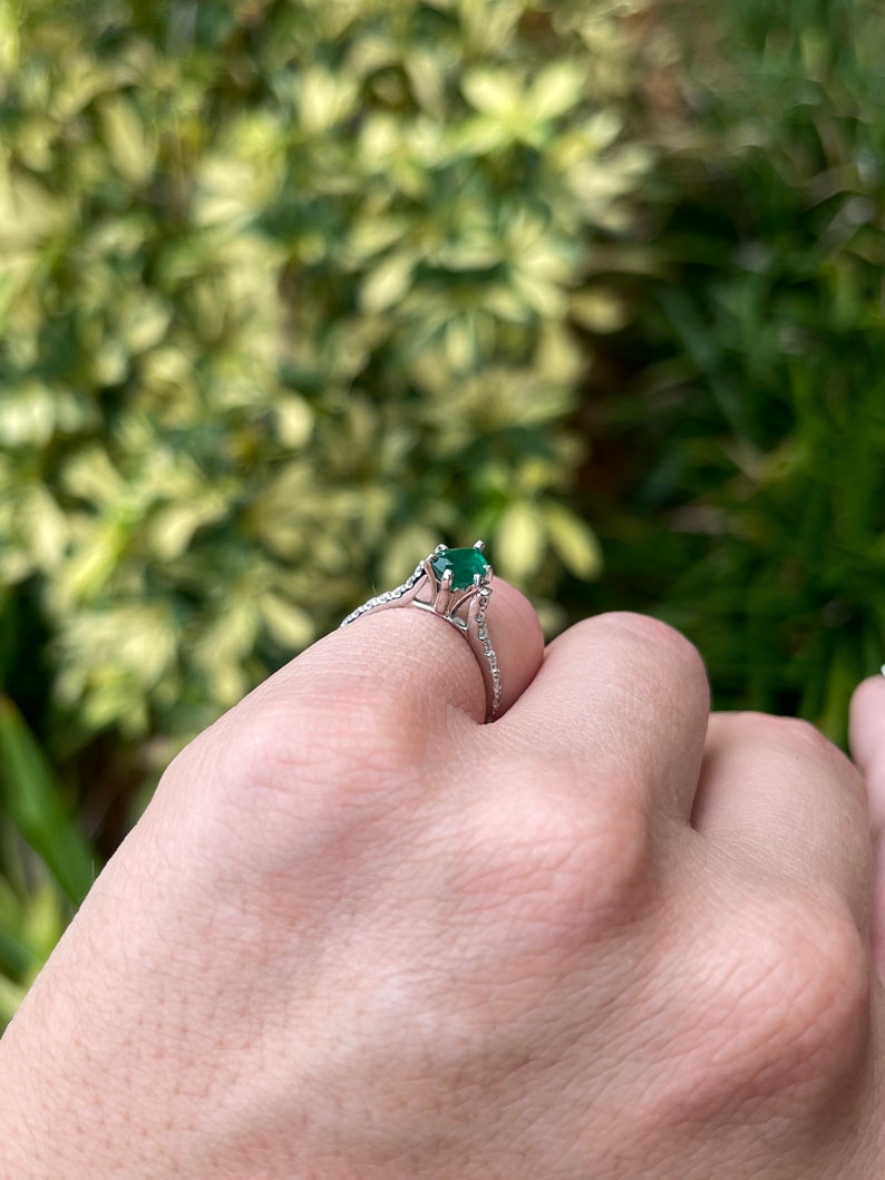 Classic Charm: Natural Dark Forest Green Emerald-Pear Cut & Pave Diamond 1.08tcw 14K Gold Engagement 5 Prong Ring