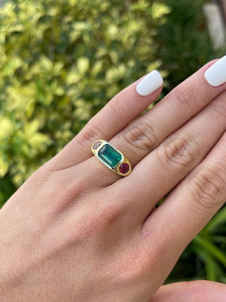 4.83tcw 18K 3 Stone Horizontal Emerald & Round Ruby Gypsy Bezel Ring