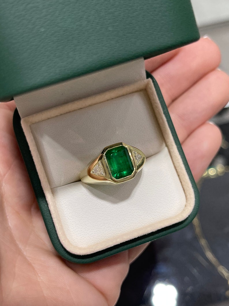 3.24tcw 18K AAA+ Three Stone Green Vertical Top Emerald & Trillion Cut Diamond Gypsy Ring - JR Colombian Emeralds