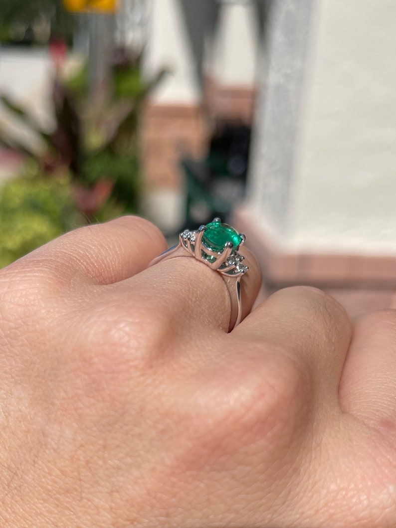 1.83tcw 14K Oval Cut 7 Stone Medium Dark Green Emerald Right Hand White Gold Engagement Ring - JR Colombian Emeralds