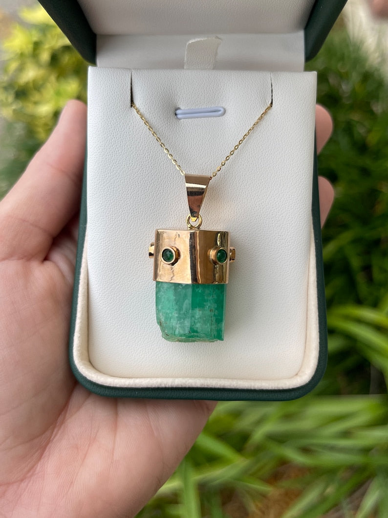 Unique Emerald Pendant 