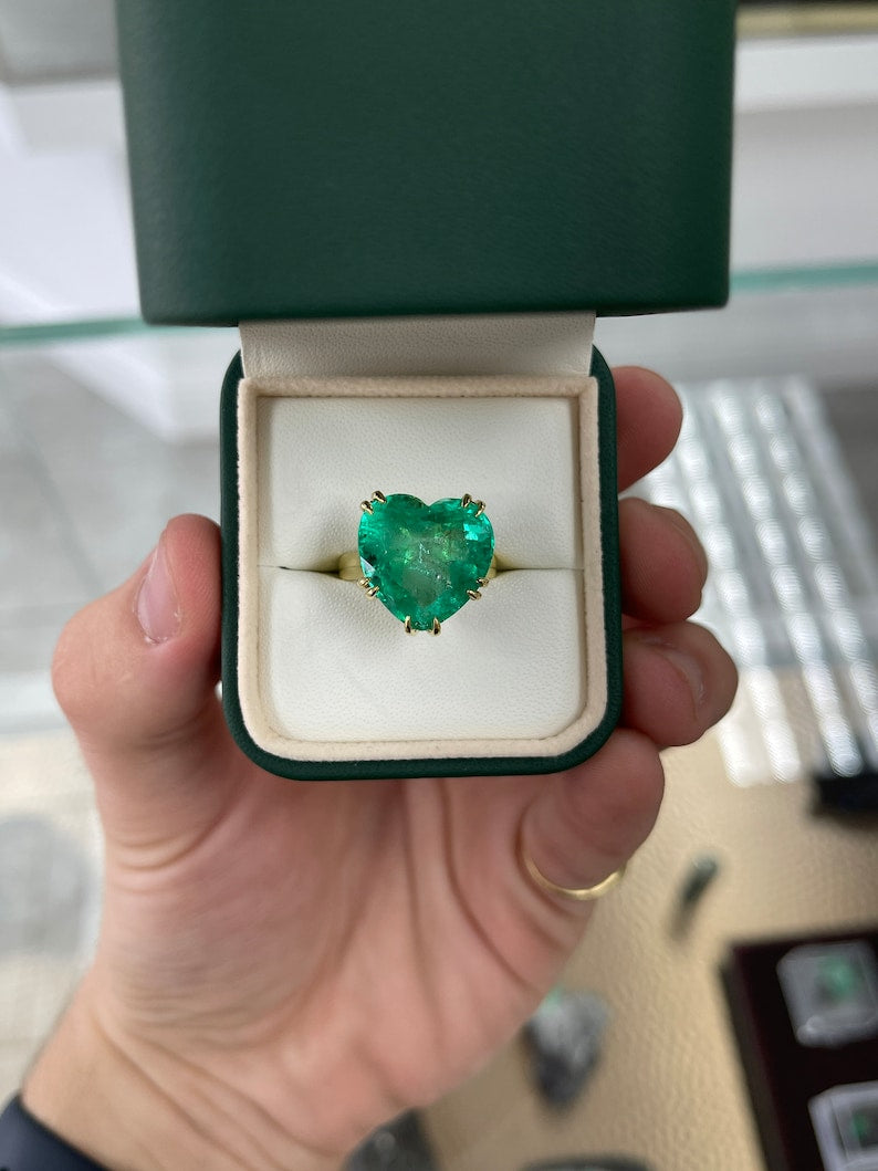 11.62ct Top Qaulity 18K Huge Genuine Vivid Sea Bluish Yellowish Green Emerald Heart Cut Solitaire Gold Ring - JR Colombian Emeralds