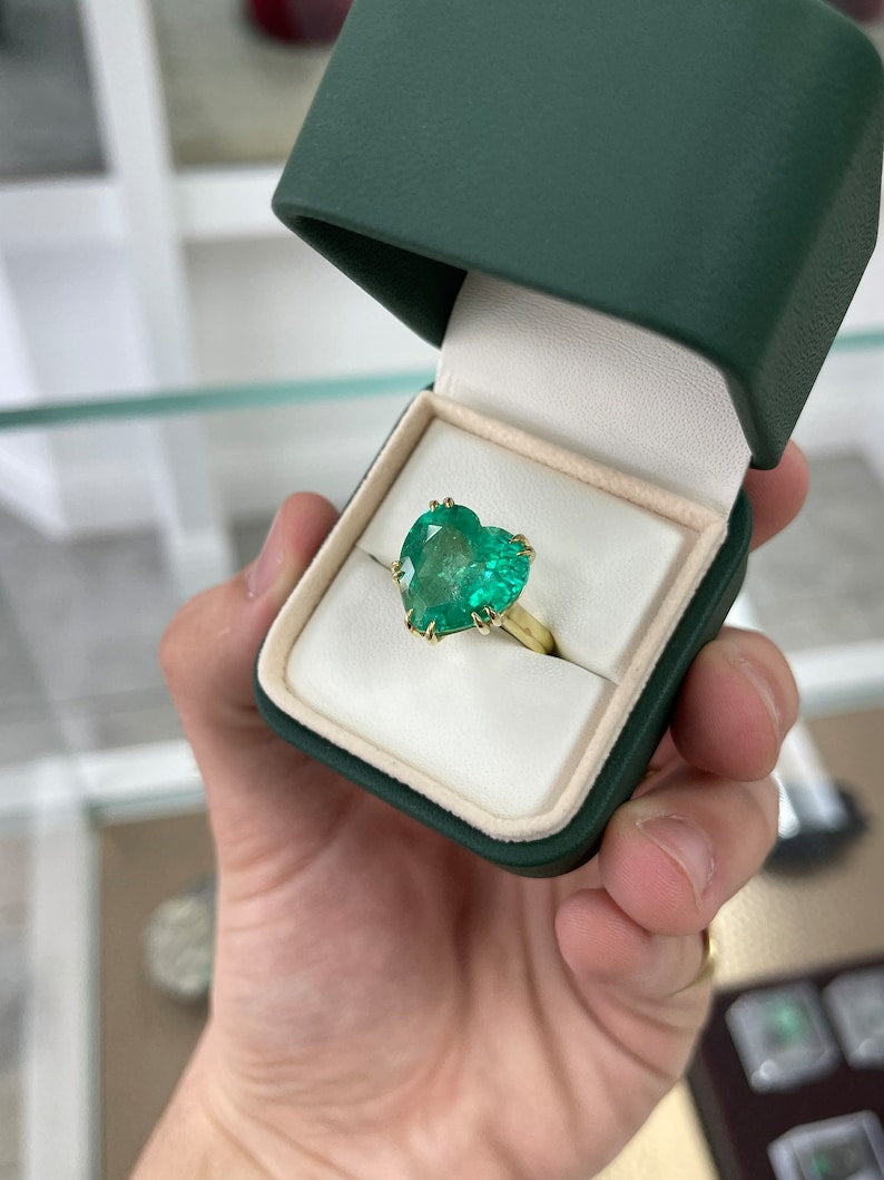 11.62ct Top Qaulity 18K Huge Genuine Vivid Sea Bluish Yellowish Green Emerald Heart Cut Solitaire Gold Ring - JR Colombian Emeralds