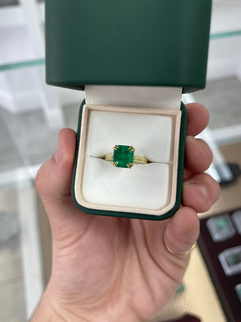 3.24ct AAA+ 18K Vivid Dark Rich Green Emerald Asscher Cut Double Prong Claw Solid Yellow Gold Ring