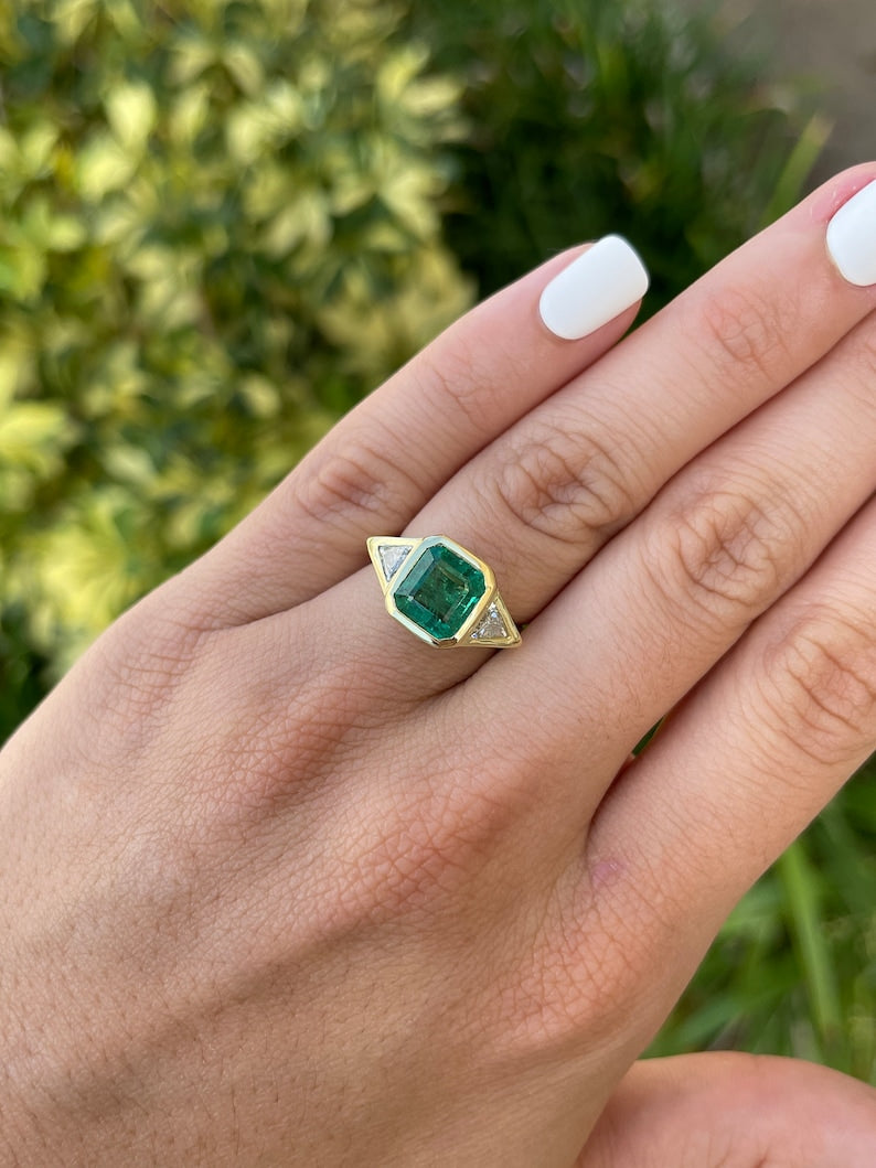 3.66tcw 18K High Quality 3 Stone Emerald & Trillion Cut Diamond Bezel Ring