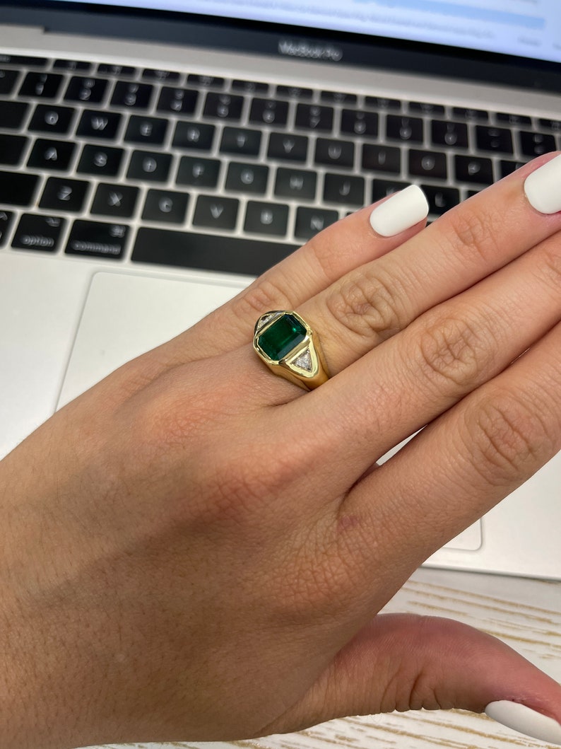 Emerald & Trillion Cut Diamond Gypsy Ring