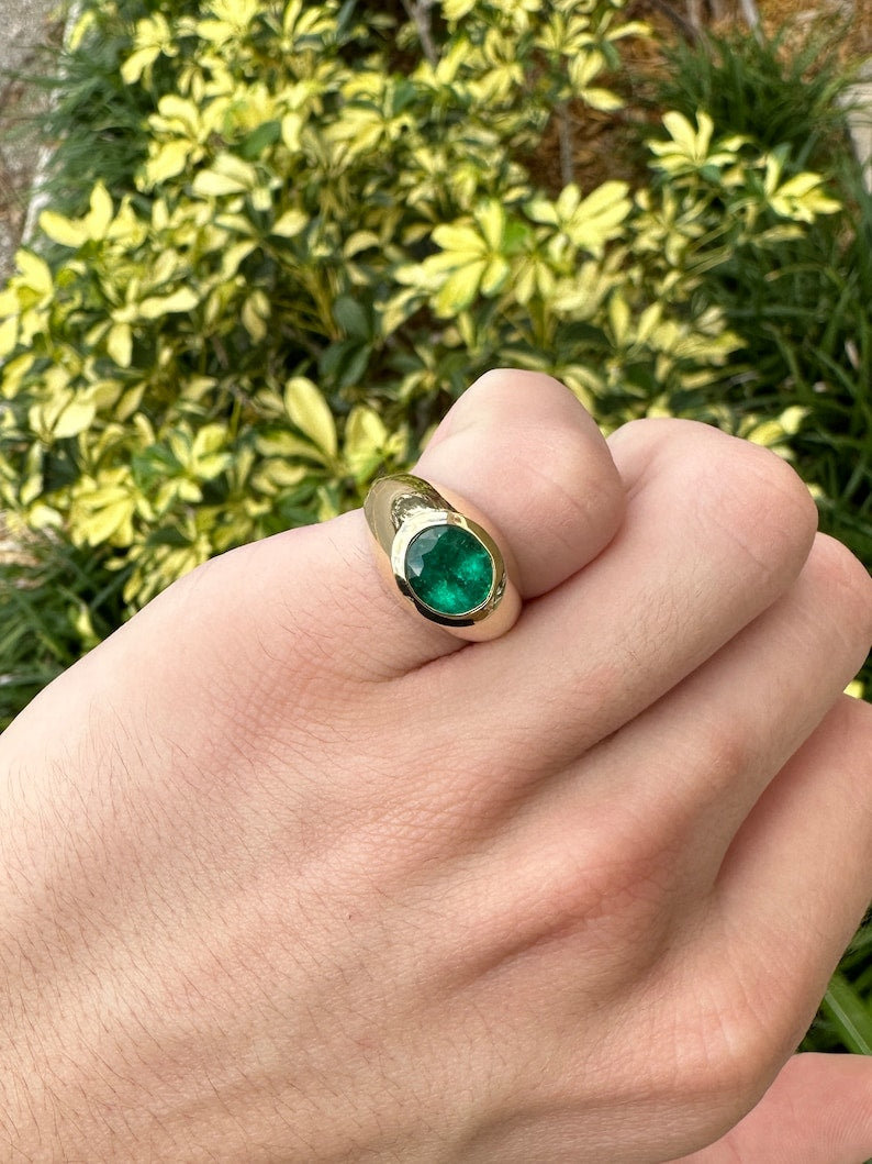 2.30ct 18K Dark Green Earth Mined Round Mens Emerald Bezel Solitaire Solid Yellow Gold Pinky Ring - JR Colombian Emeralds