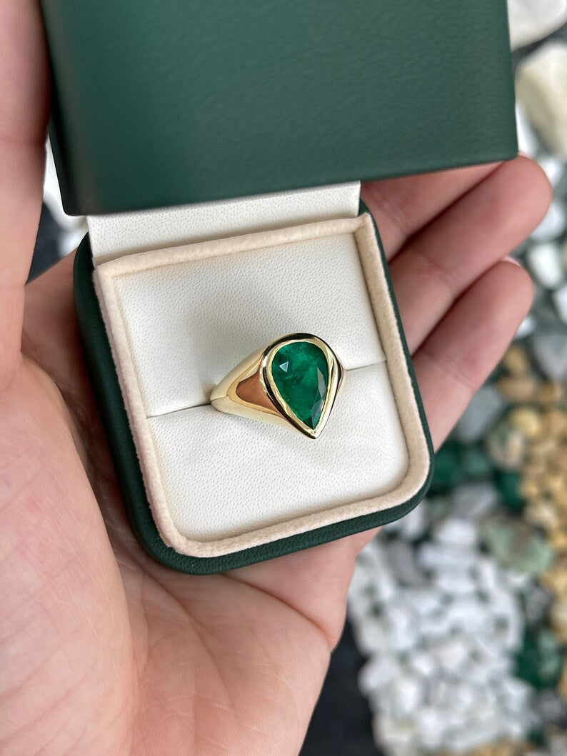 3.55cts 18K AAA+ Bezel Teardrop Gypsy Colombian Emerald Gold Solitaire Pear Ring - JR Colombian Emeralds