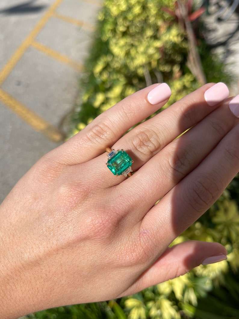 AAA Colombian Emerald 3 Stone Diamond Engagement Ring 18K