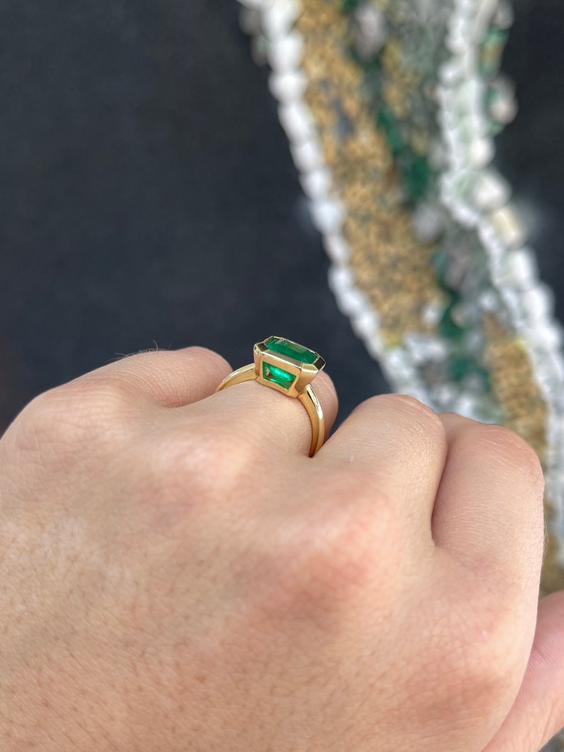 3.20cts 18K Top Grade AAA+ Emerald Asscher Classic East to West Bezel Solitaire Gold Engagement Ring - JR Colombian Emeralds