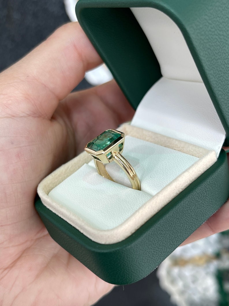 4.45ct 14K Natural Vertical Emerald Bezel Solitaire Split Shank Gold Anniversary Engagement Ring - JR Colombian Emeralds