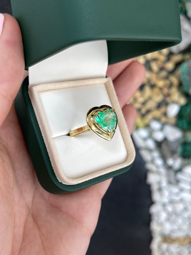 4.10 Carat 18K Gold Double Gold Frame Vivid Green Heart Colombian Emerald Solitaire Statement Ring - JR Colombian Emeralds