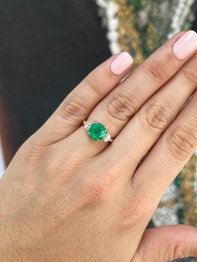 Emerald & Heart Diamond Ring 18K