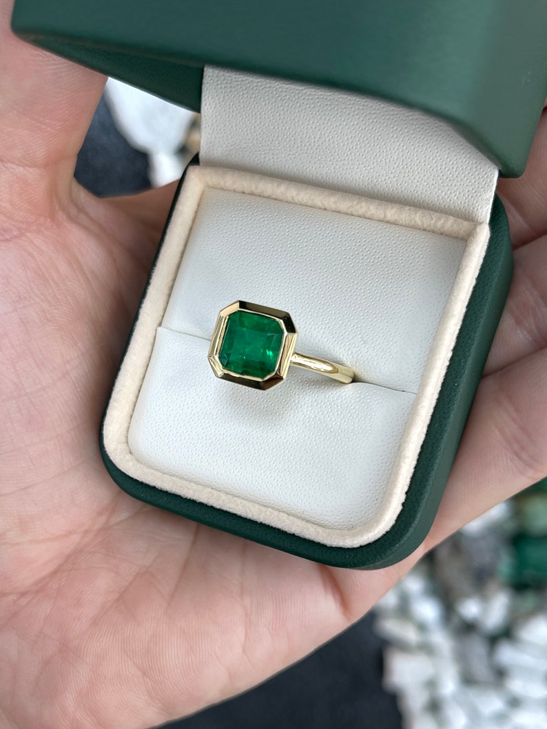 3.20cts 18K Top Grade AAA+ Emerald Asscher Classic East to West Bezel Solitaire Gold Engagement Ring - JR Colombian Emeralds