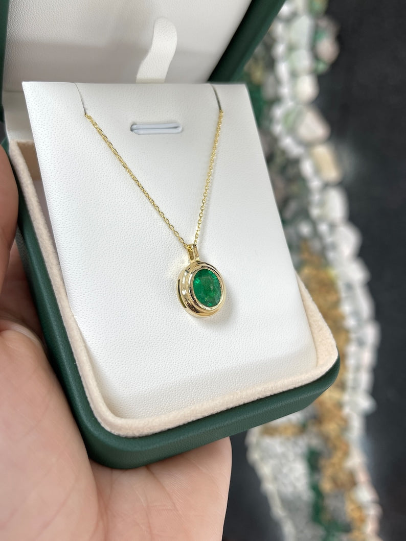 2.68ct 18K Oval Cut Emerald Unisex Solitaire Bezel Set Gold Necklace - JR Colombian Emeralds