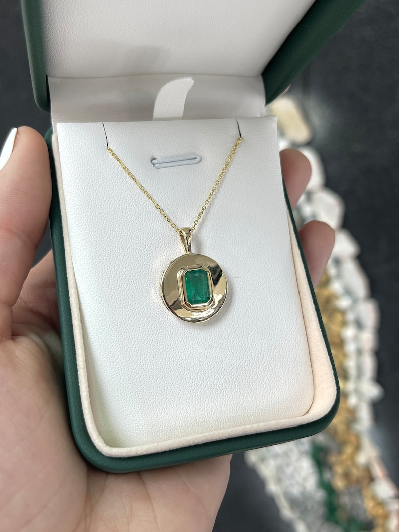 1.80ct 14K Emerald Cut Bold Signet Bezel Round Coin Pendant May Birthstone Necklaces - JR Colombian Emeralds