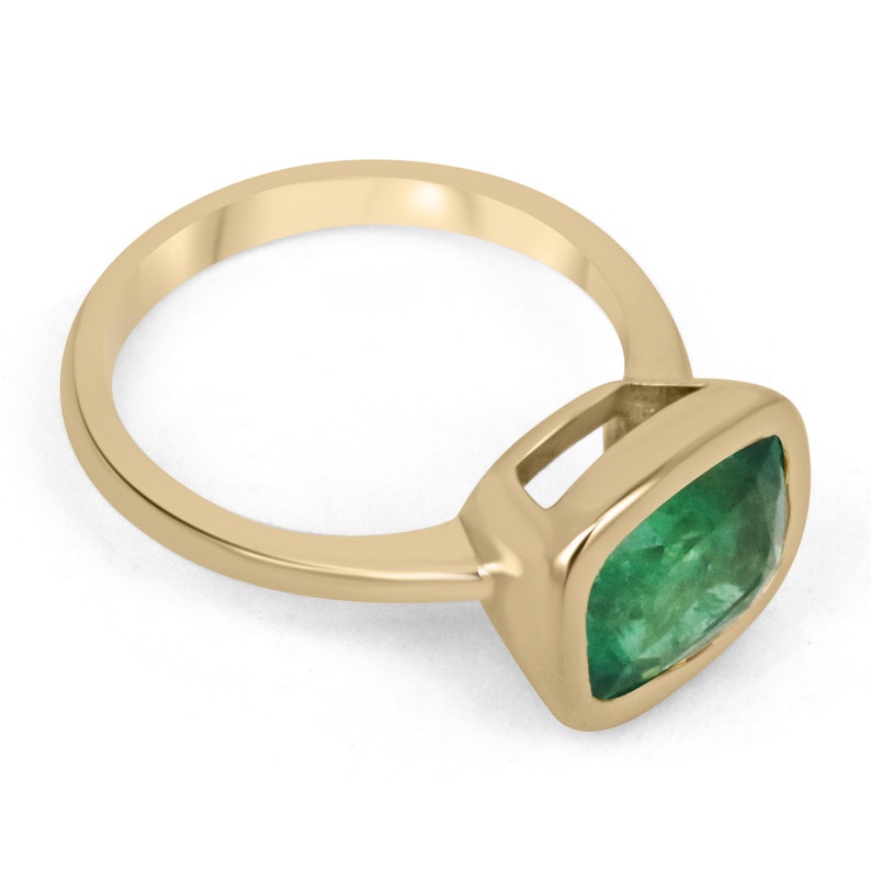 Emerald Solitaire Bezel Gold Ring