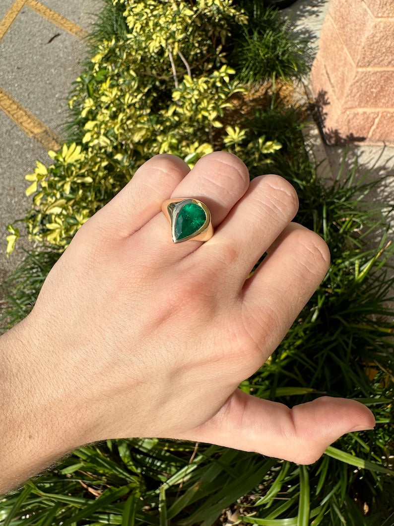 3.55cts 18K AAA+ Bezel Teardrop Gypsy Colombian Emerald Gold Solitaire Pear Ring - JR Colombian Emeralds