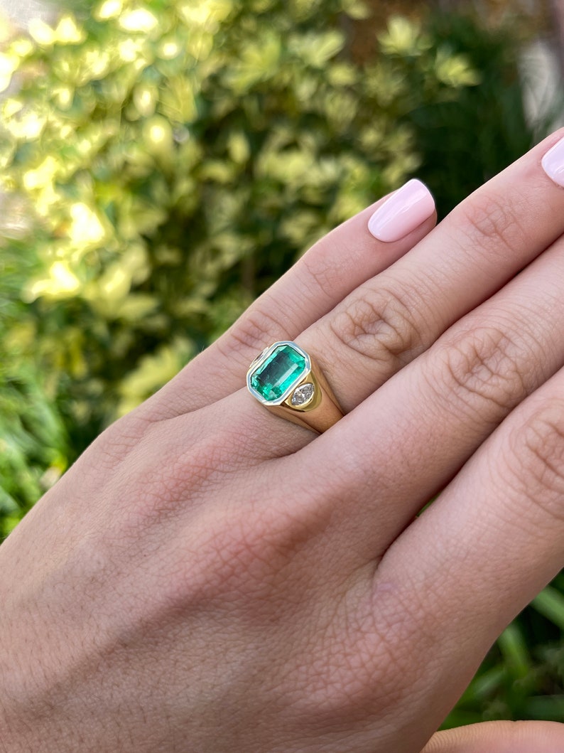 2.80tcw 18K Vivid Medium Green Natural Emerald Cut & Marquise Diamond 3 Stone Bezel Ring - JR Colombian Emeralds