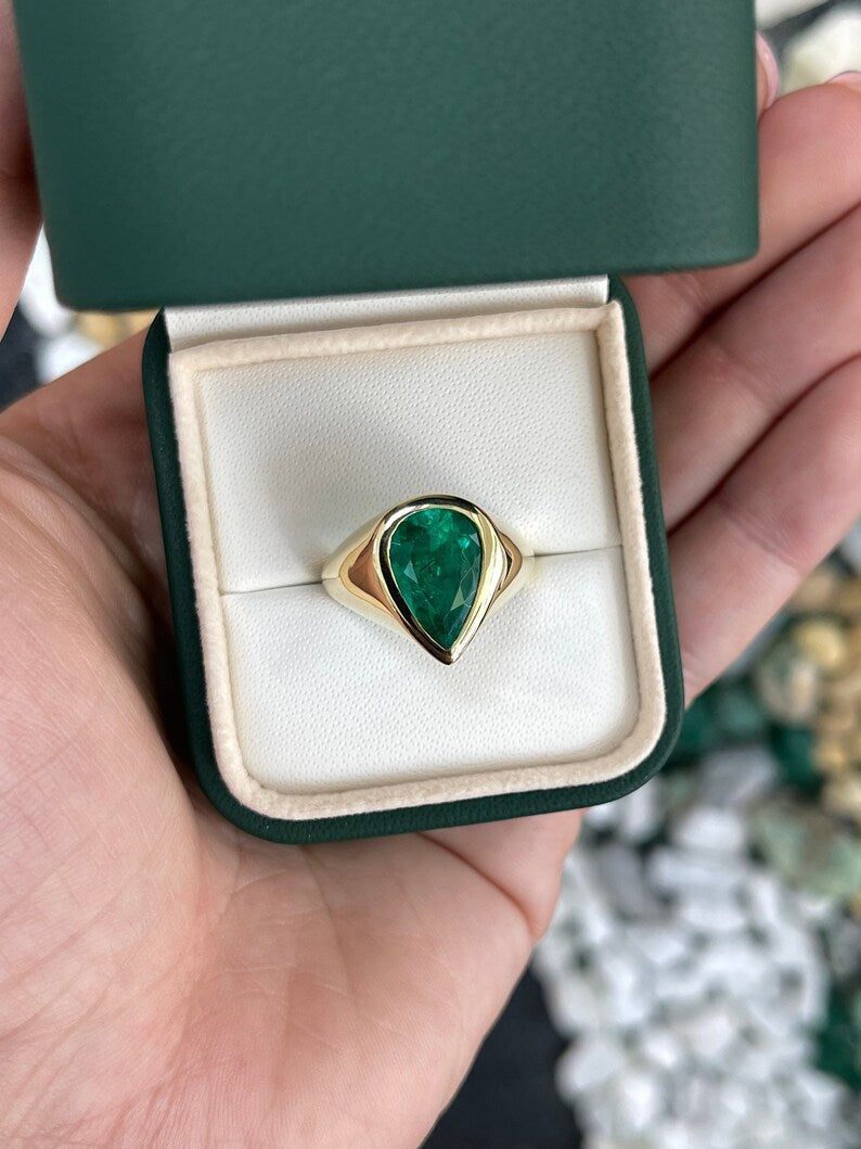 3.55cts 18K AAA+ Bezel Teardrop Gypsy Colombian Emerald Gold Solitaire Pear Ring - JR Colombian Emeralds