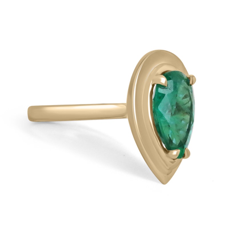 Dark Green Emerald Vintage Ring