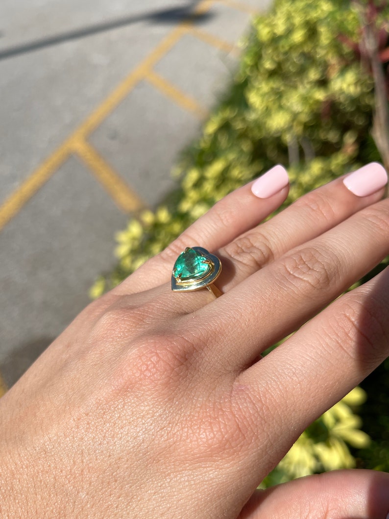 4.10 Carat 18K Gold Double Gold Frame Vivid Green Heart Colombian Emerald Solitaire Statement Ring - JR Colombian Emeralds