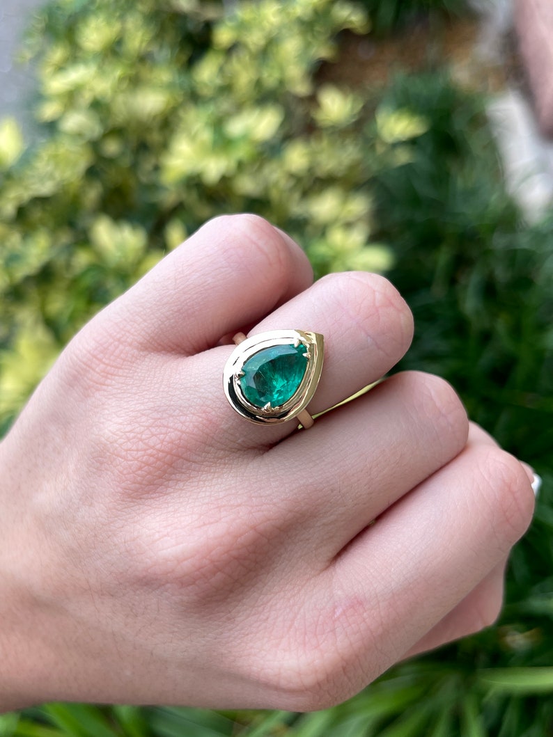 3.10ct 18K Pear Cut Emerald Dark Green Solitaire Four Prong Half Bezel Solid Gold Ring - JR Colombian Emeralds