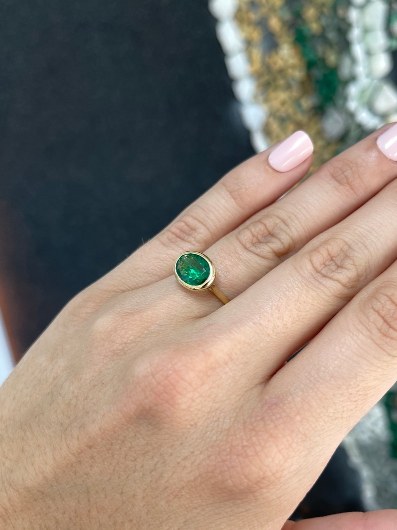 2.75ct 18K East To West Oval Dark Vivid Green Emerald Solitaire Stackable Bezel Yellow Gold Promise Ring - JR Colombian Emeralds