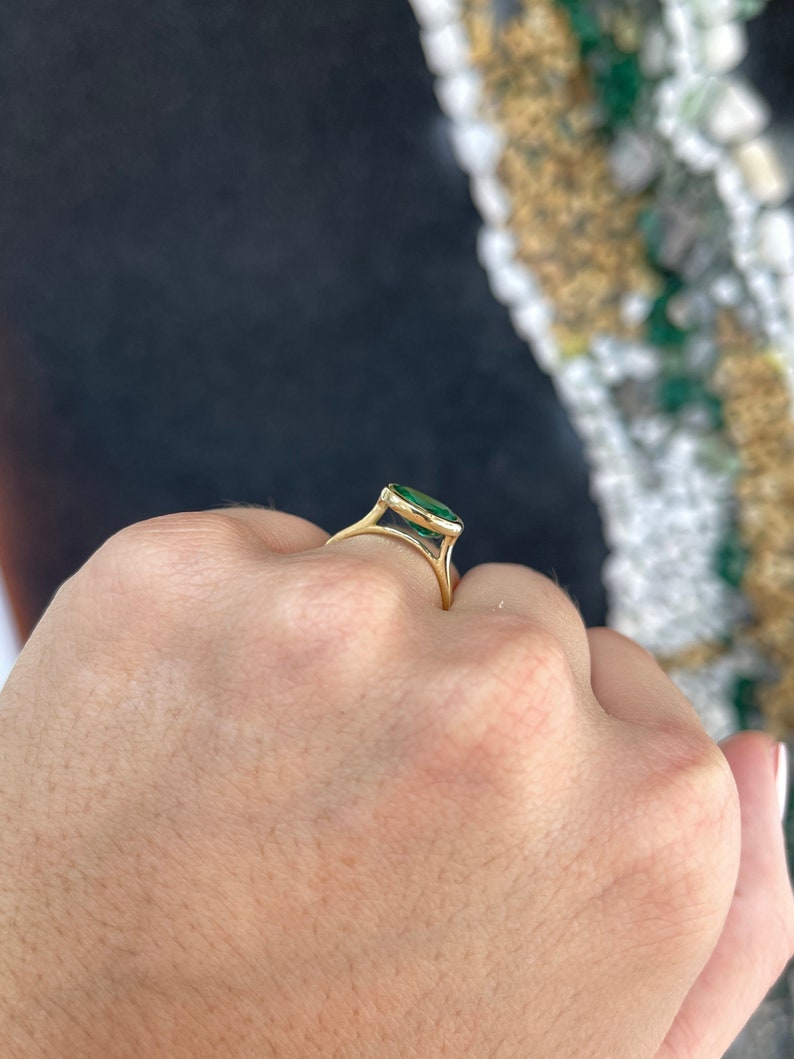 2.75ct 18K East To West Oval Dark Vivid Green Emerald Solitaire Stackable Bezel Yellow Gold Promise Ring - JR Colombian Emeralds