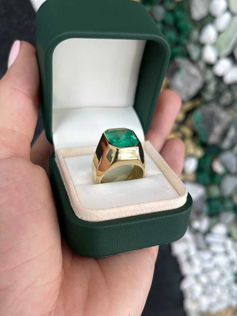 Emerald Solitaire 18K Gypsy Ring