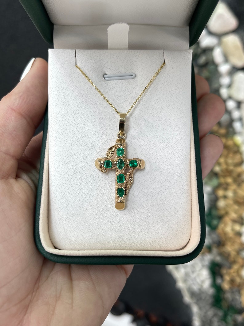 1.75tcw 14K Medium Dark Vivid Green Real Emerald Gold Unisex Cross Pendant Necklace