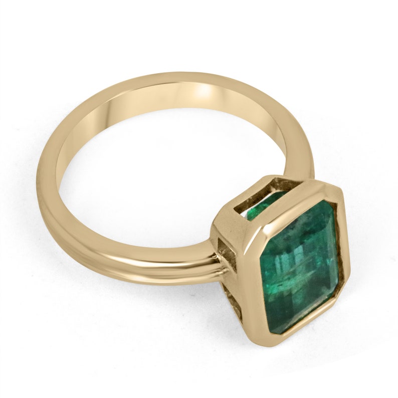 Vertical Emerald Bezel Ring