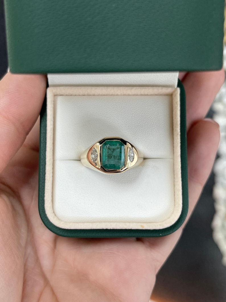 Emerald and Marquise Cut Diamond Bezel Set
