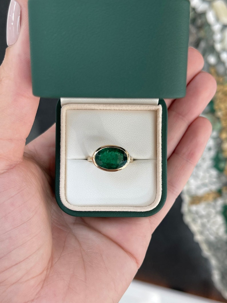 4.75ct 14K Natural East to West Set Oval Cut Dark Forest Green Emerald Solitaire Yellow Ring