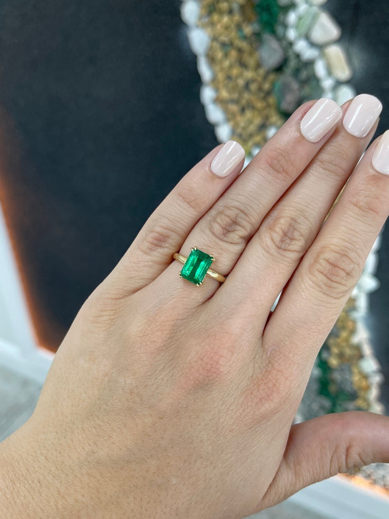 3.05cts AAA Emerald Solitaire 18K Gold Engagement Gold Ring - JR Colombian Emeralds