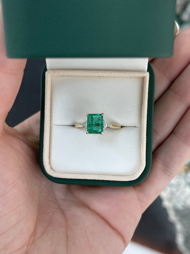 2.45tcw 18K Yellow Gold Natural Emerald Cut Trillion Diamond Prong Set Dark Green 3 Stone Ring - JR Colombian Emeralds