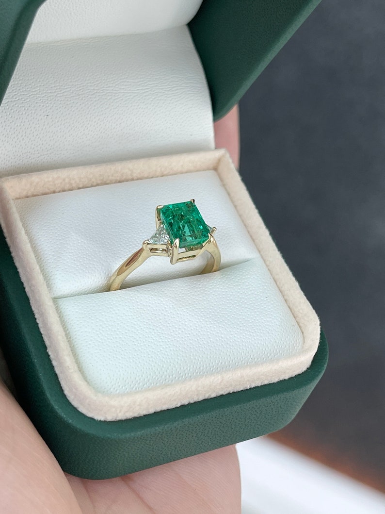 2.45tcw 18K Yellow Gold Natural Emerald Cut Trillion Diamond Prong Set Dark Green 3 Stone Ring - JR Colombian Emeralds