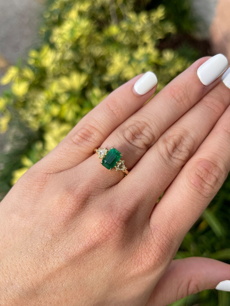 Emerald & Trillion Diamond Ring