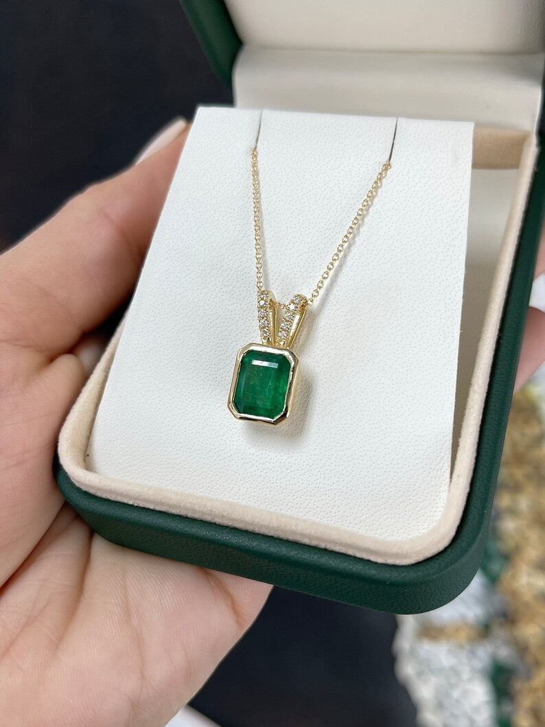 3.17tcw 14K Natural Dark Green Split Bail Pave Set Emerald & Diamond Accent Pendant Necklace