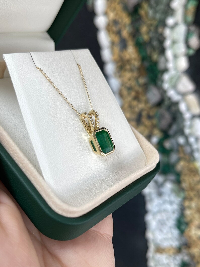 3.17tcw 14K Natural Dark Green Split Bail Pave Set Emerald & Diamond Accent Pendant Necklace