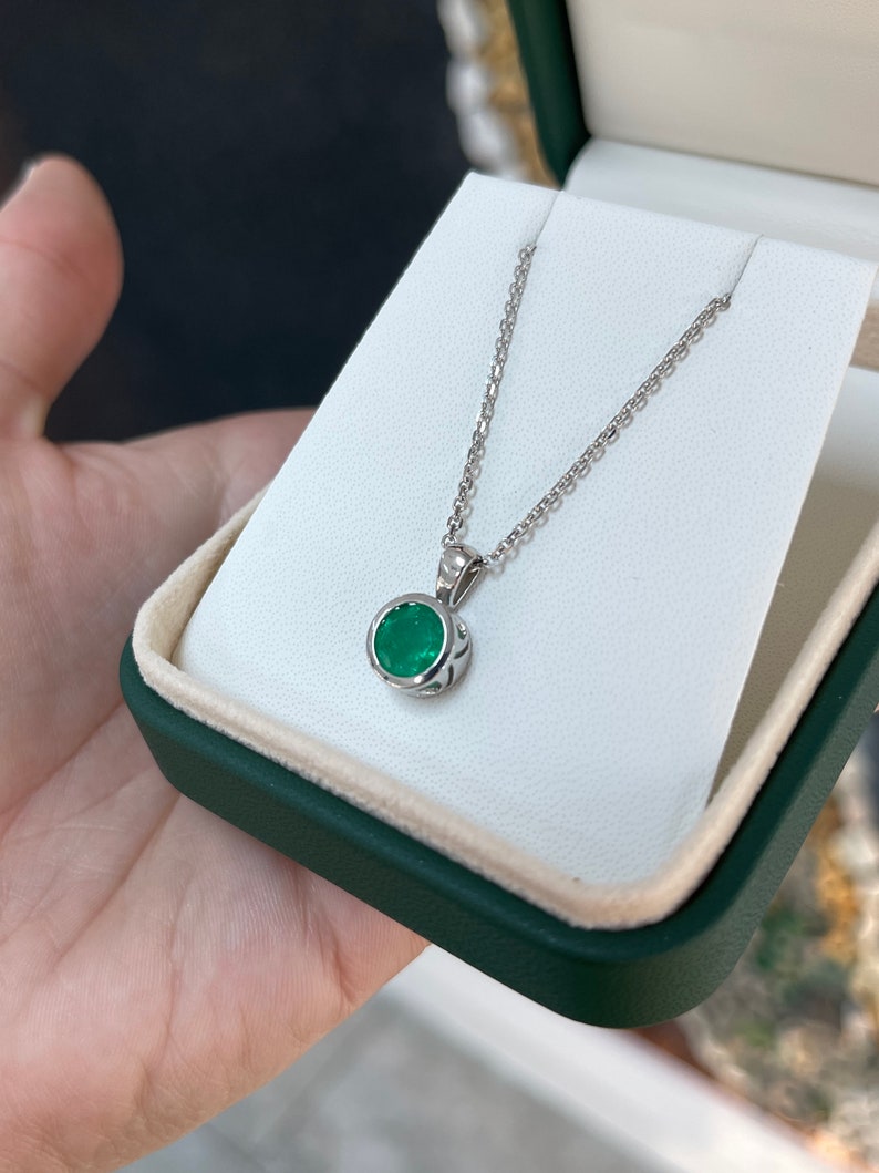 1.75ct 14K Gold Dark Vivid Green Emerald Round Cut Solitaire Bezel Set Pendant Necklace - JR Colombian Emeralds