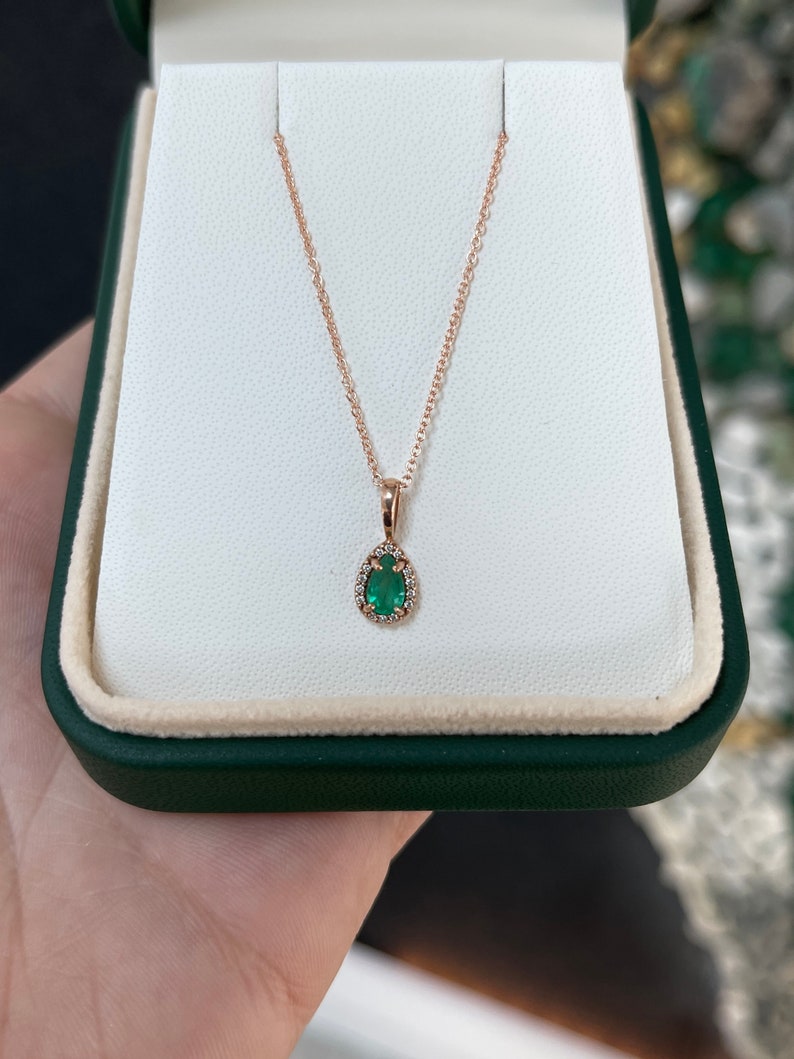 Petite Emerald Gold Pendant