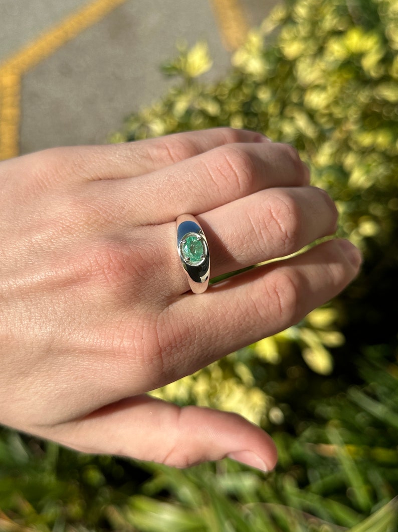 0.80ct Men's Oval Cut East to West Unisex Emerald Set in Sterling Silver .925 Ring SS - JR Colombian Emeralds