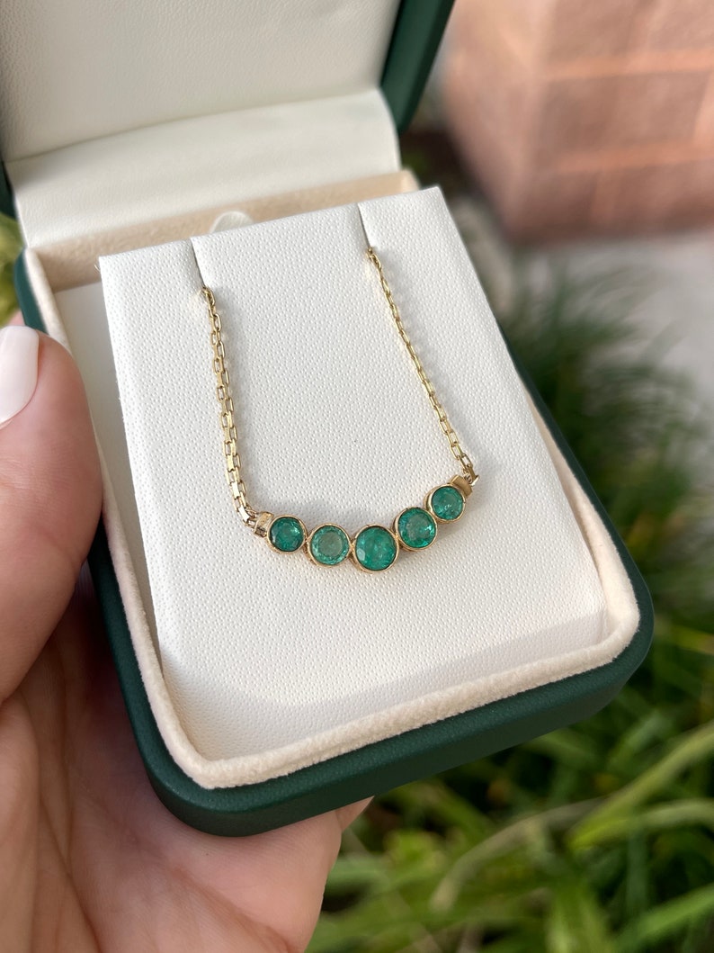 Round Emerald Bezel Necklace