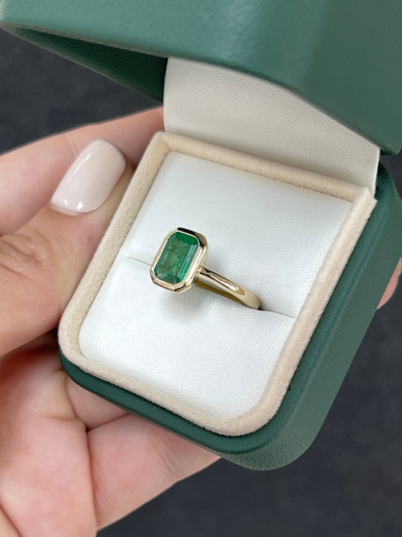 1.90 Carat Gold Classic Bezel Set Emerald Solitaire Ring 14K - JR Colombian Emeralds